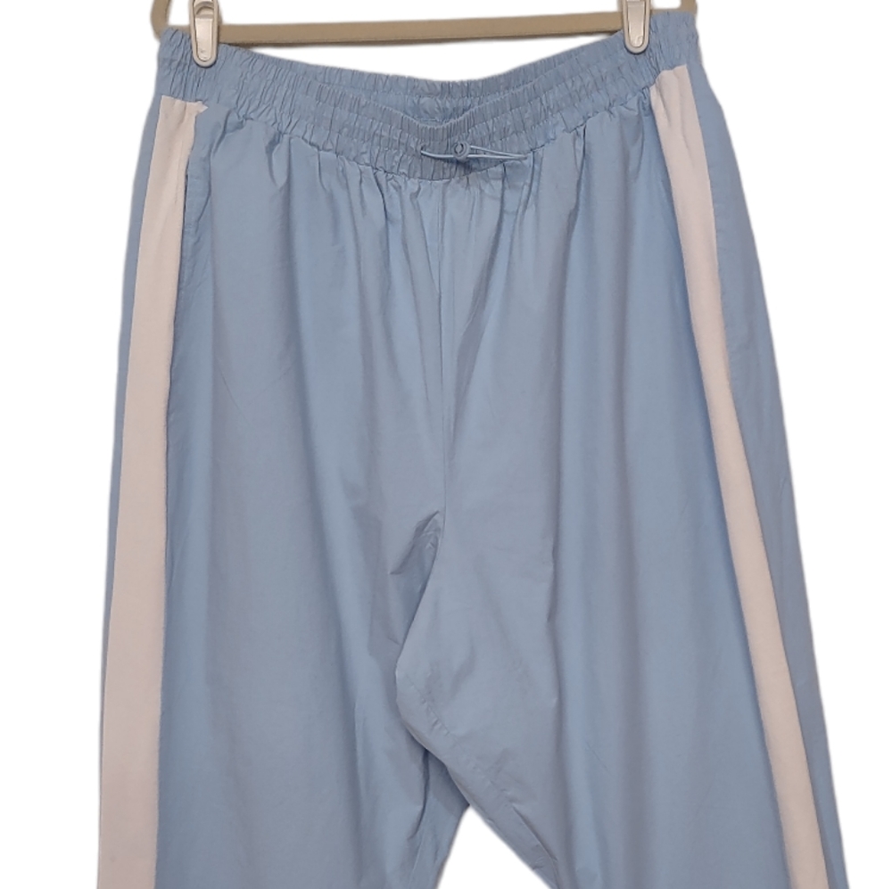 Fabletics Norah Track Pants - Picture 3 of 15